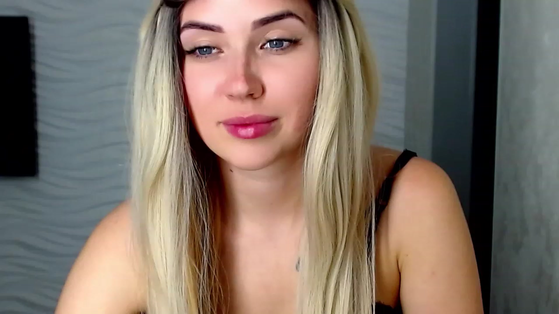 Gallery image thumbnail from SinfulAngelll's myfreecams stream on, 06/29/2023, 17:41 image 17 of 20