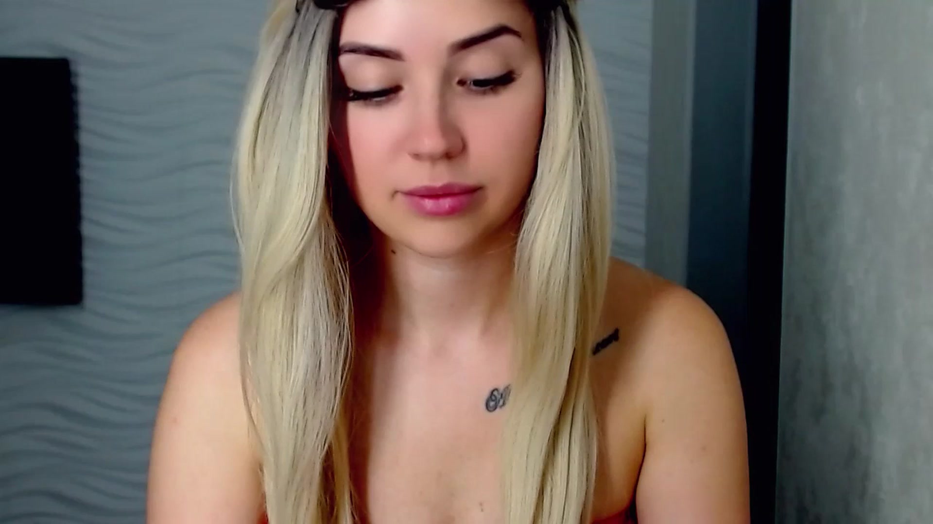 Gallery image thumbnail from SinfulAngelll's myfreecams stream on, 07/03/2023, 19:21 image 13 of 20