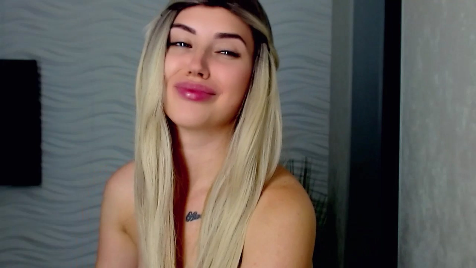 Gallery image thumbnail from SinfulAngelll's myfreecams stream on, 07/03/2023, 20:04 image 12 of 20