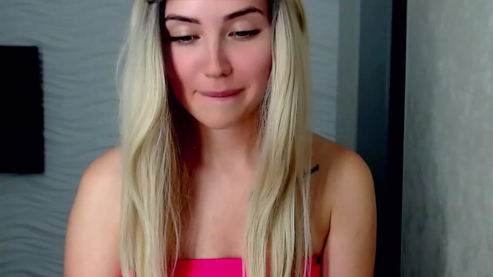 Gallery image thumbnail from SinfulAngelll's myfreecams stream on, 07/05/2023, 17:53 image 18 of 20