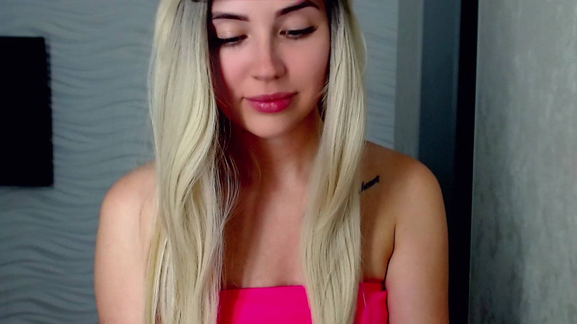 Gallery image thumbnail from SinfulAngelll's myfreecams stream on, 07/05/2023, 22:07 image 11 of 20