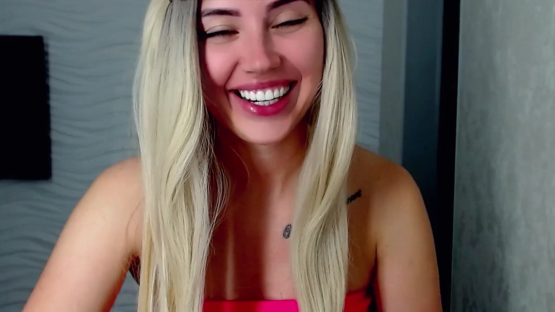 Gallery image thumbnail from SinfulAngelll's myfreecams stream on, 07/05/2023, 22:07 image 10 of 20