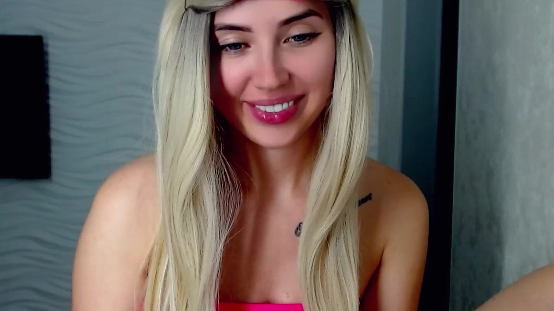 Gallery image thumbnail from SinfulAngelll's myfreecams stream on, 07/05/2023, 22:07 image 19 of 20