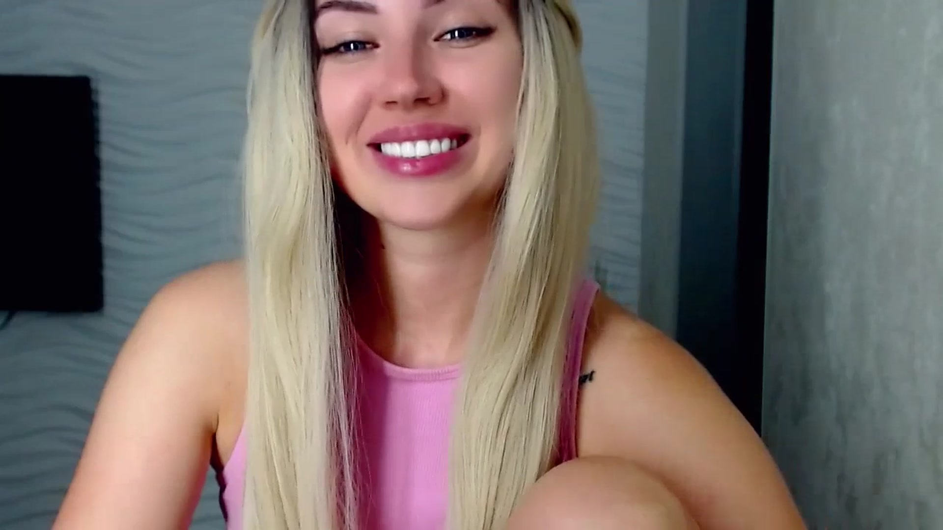 Gallery image thumbnail from SinfulAngelll's myfreecams stream on, 07/07/2023, 19:46 image 2 of 20