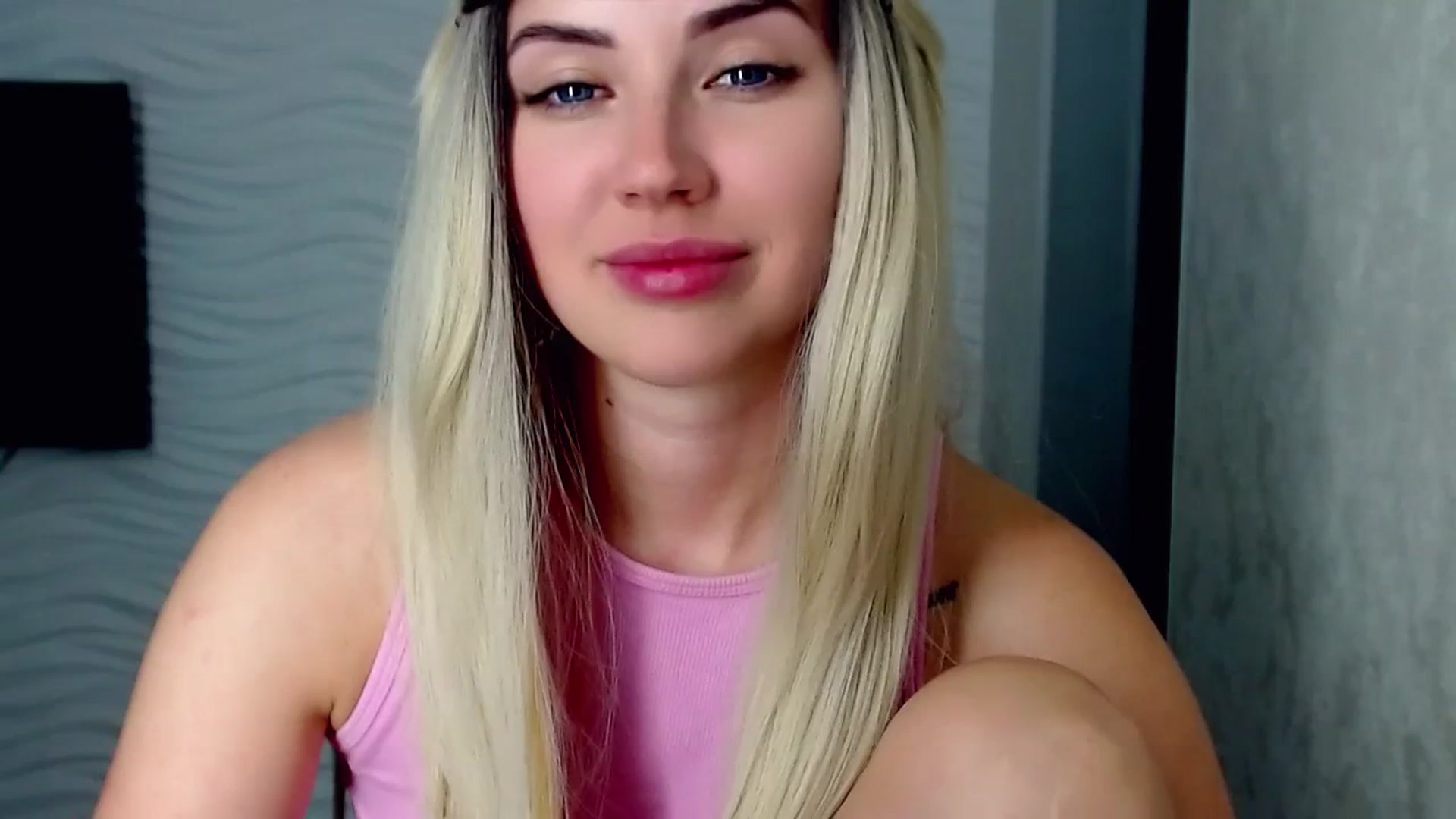 Gallery image thumbnail from SinfulAngelll's myfreecams stream on, 07/07/2023, 20:38 image 6 of 20