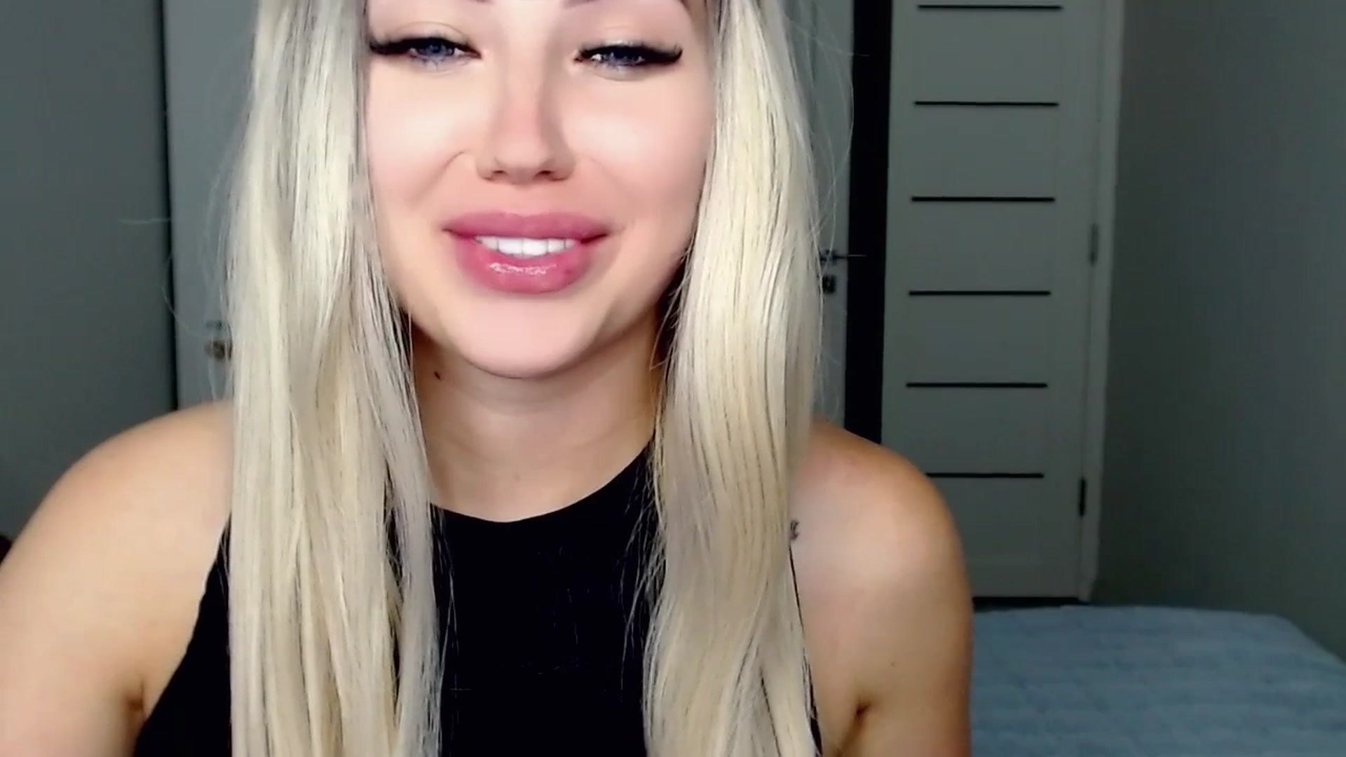 Gallery image thumbnail from SinfulAngelll's myfreecams stream on, 07/14/2023, 17:09 image 10 of 20