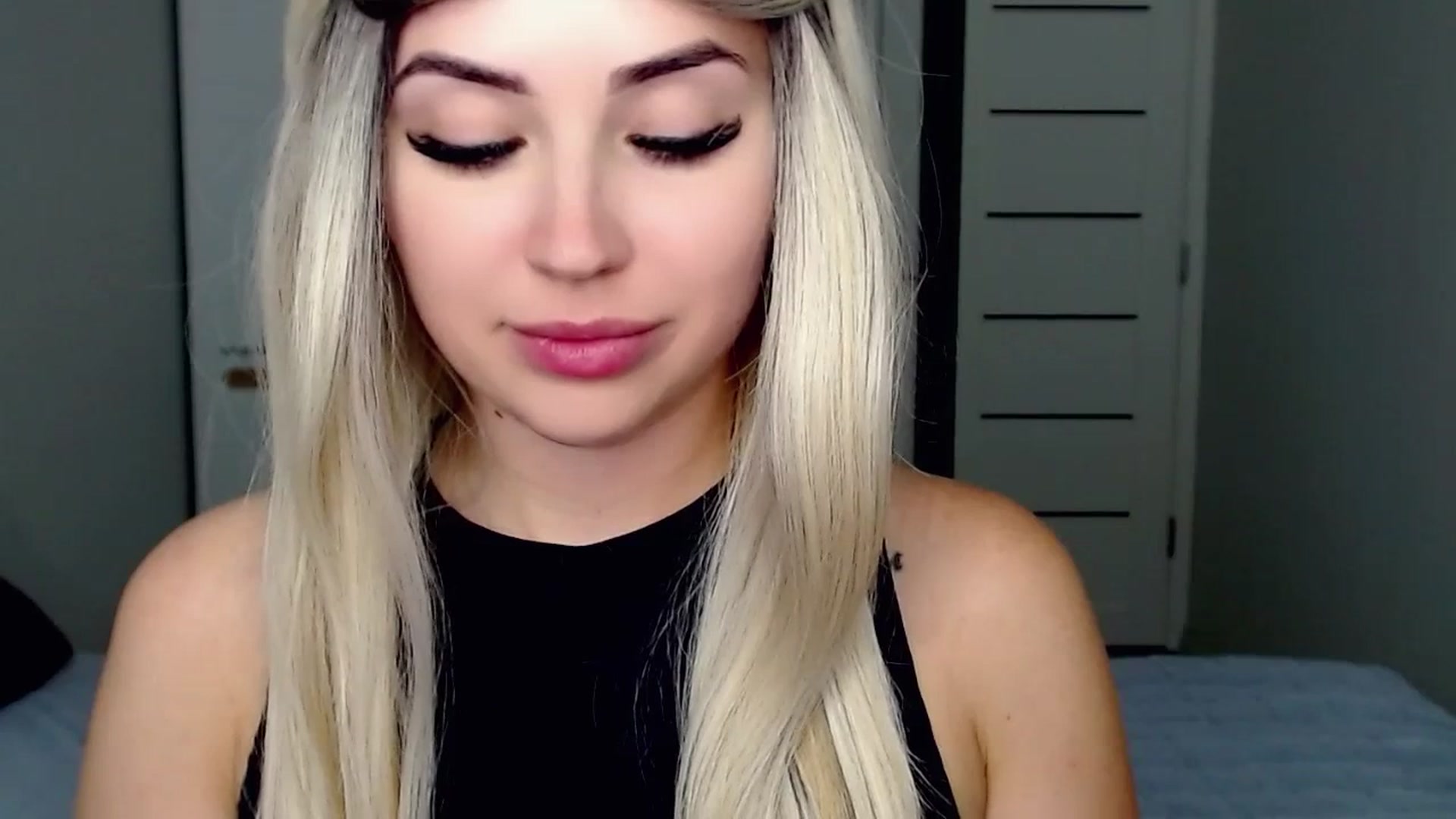 Gallery image thumbnail from SinfulAngelll's myfreecams stream on, 07/14/2023, 17:09 image 16 of 20