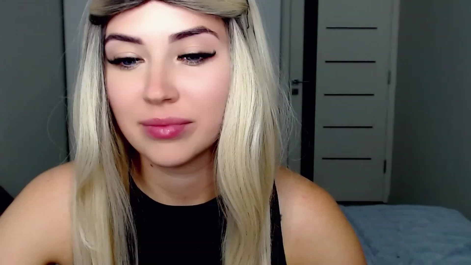 Gallery image thumbnail from SinfulAngelll's myfreecams stream on, 07/14/2023, 17:50 image 14 of 20