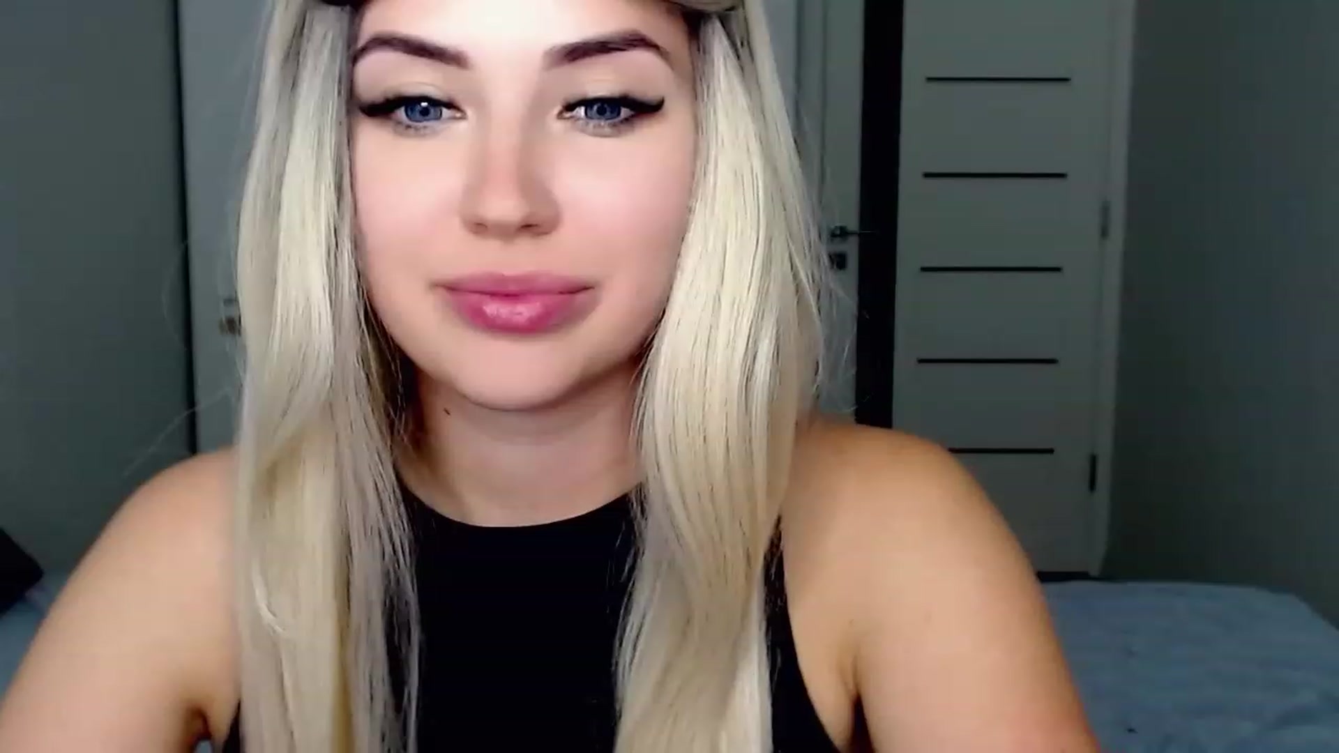 Gallery image thumbnail from SinfulAngelll's myfreecams stream on, 07/14/2023, 17:50 image 17 of 20