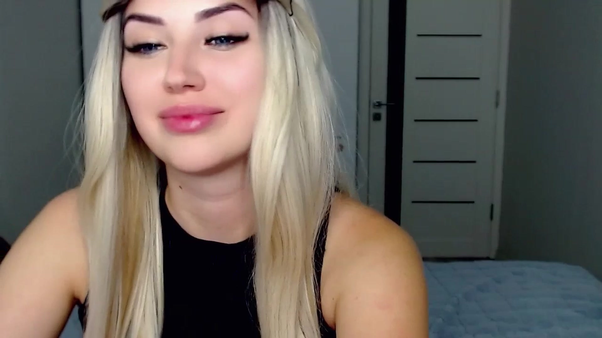 Gallery image thumbnail from SinfulAngelll's myfreecams stream on, 07/14/2023, 19:35 image 5 of 20