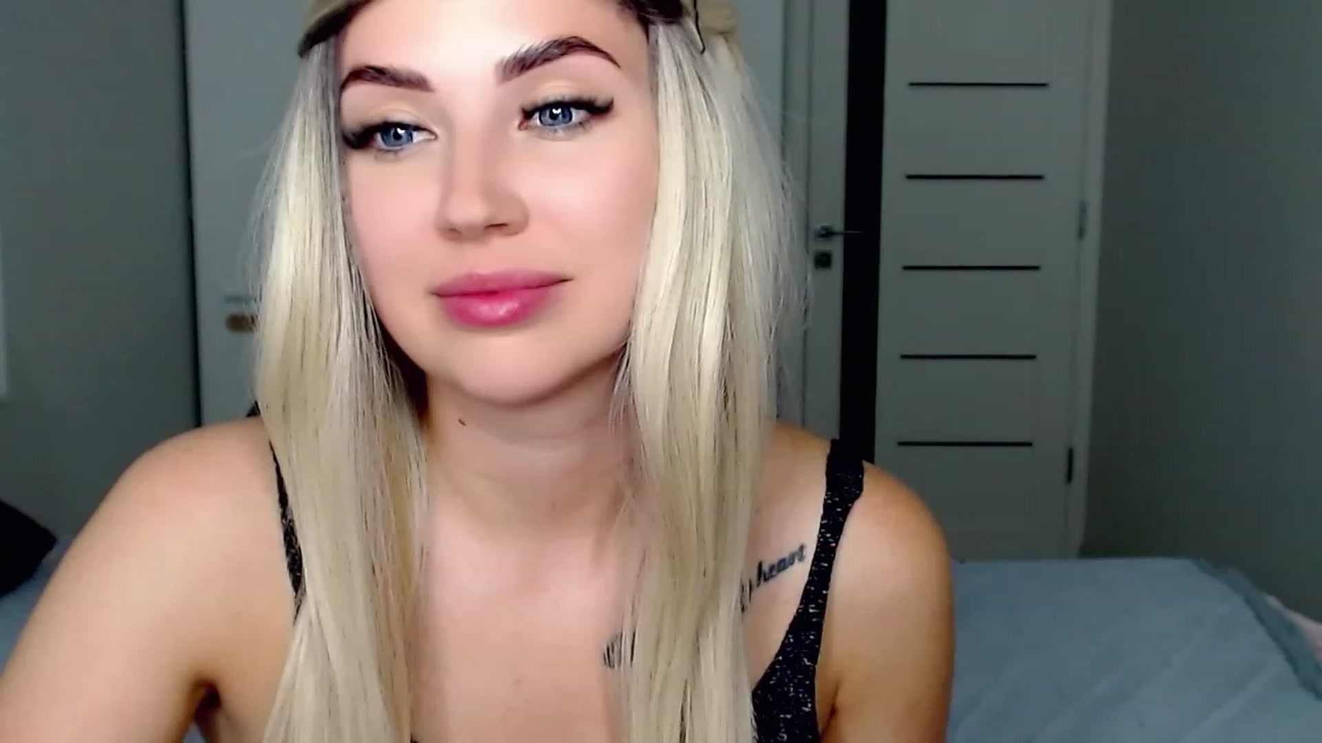 Gallery image thumbnail from SinfulAngelll's myfreecams stream on, 07/15/2023, 19:34 image 20 of 20