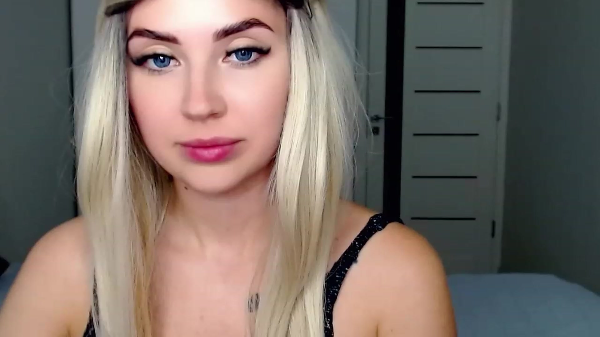 Gallery image thumbnail from SinfulAngelll's myfreecams stream on, 07/15/2023, 20:32 image 14 of 20