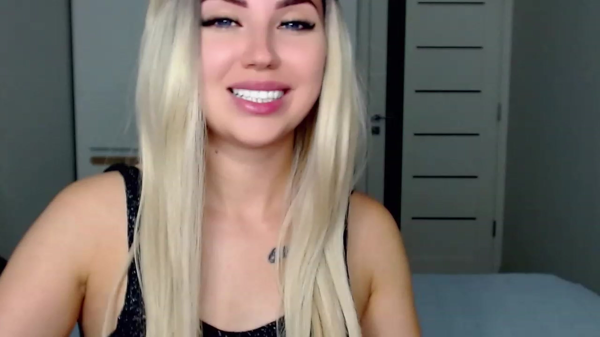 Gallery image thumbnail from SinfulAngelll's myfreecams stream on, 07/15/2023, 20:32 image 4 of 20