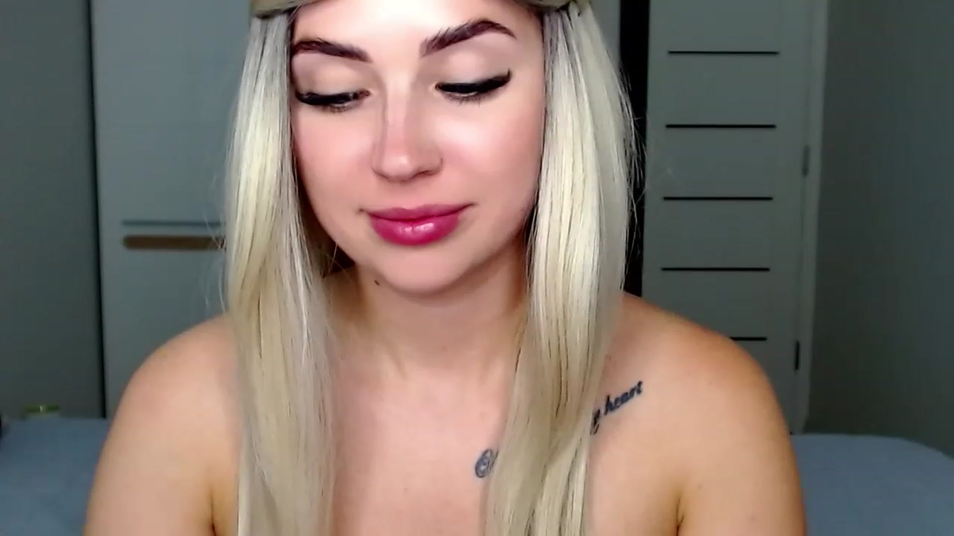 Gallery image thumbnail from SinfulAngelll's myfreecams stream on, 07/16/2023, 16:03 image 13 of 20