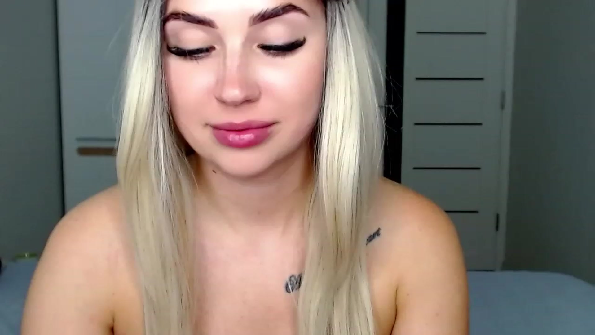 Gallery image thumbnail from SinfulAngelll's myfreecams stream on, 07/16/2023, 16:03 image 18 of 20