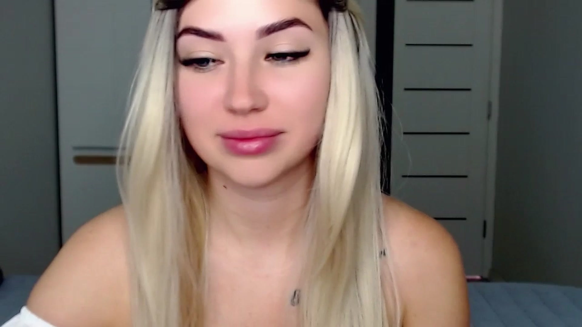 Gallery image thumbnail from SinfulAngelll's myfreecams stream on, 07/17/2023, 05:13 image 4 of 20