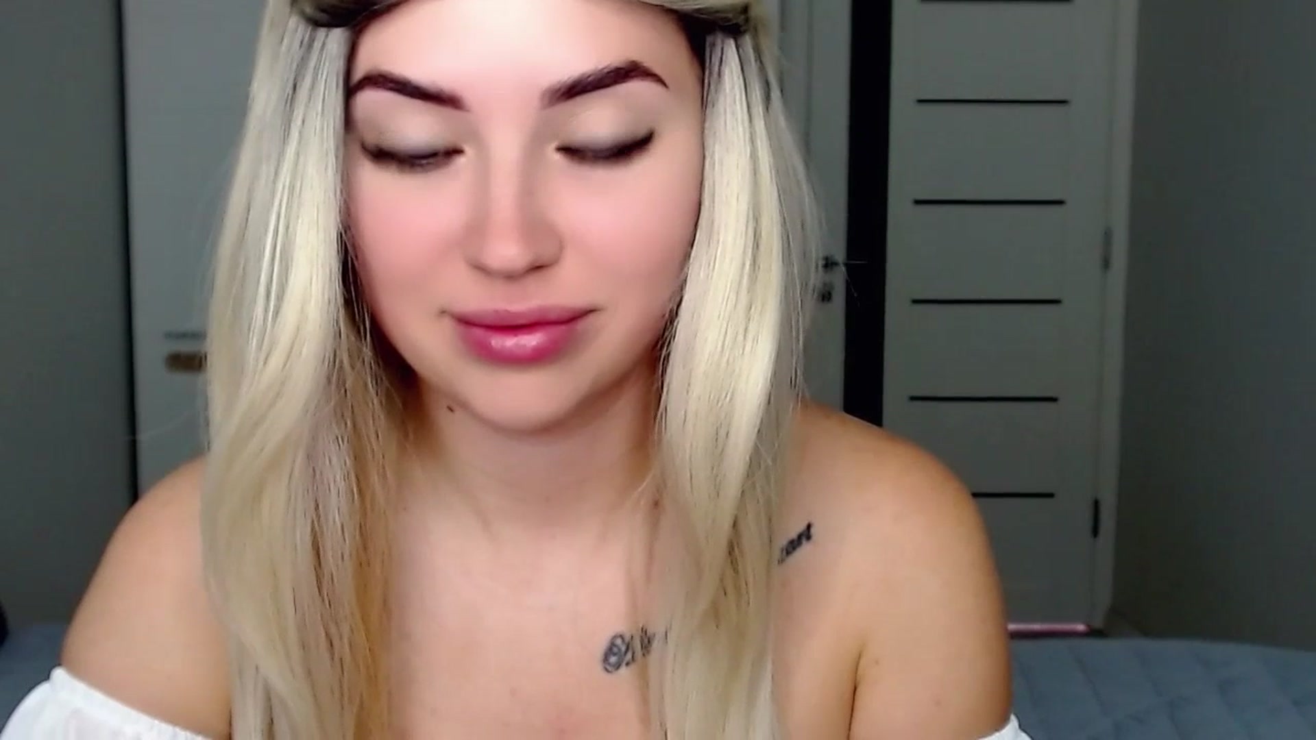 Gallery image thumbnail from SinfulAngelll's myfreecams stream on, 07/17/2023, 05:13 image 17 of 20
