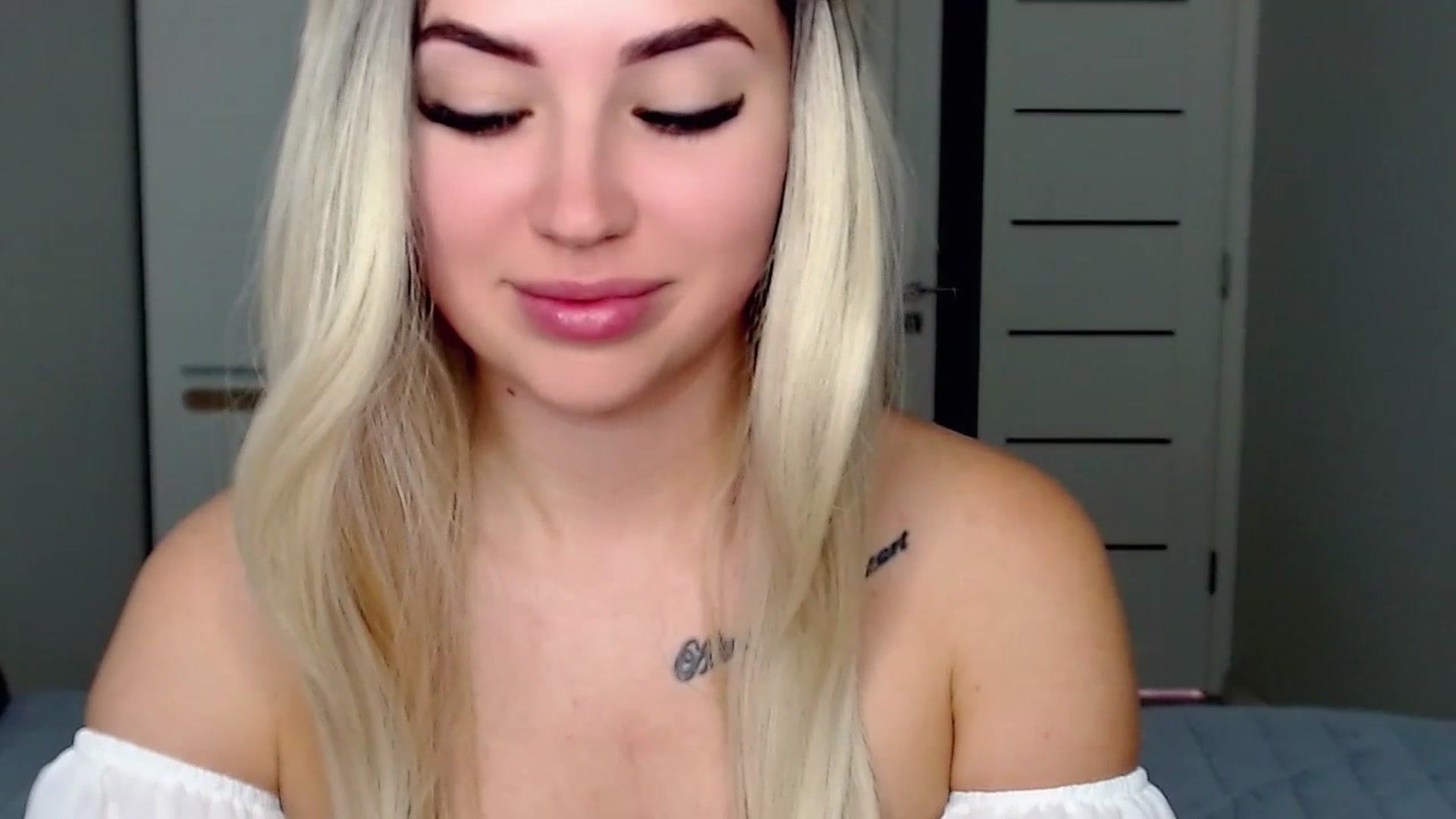 Gallery image thumbnail from SinfulAngelll's myfreecams stream on, 07/17/2023, 05:13 image 16 of 20