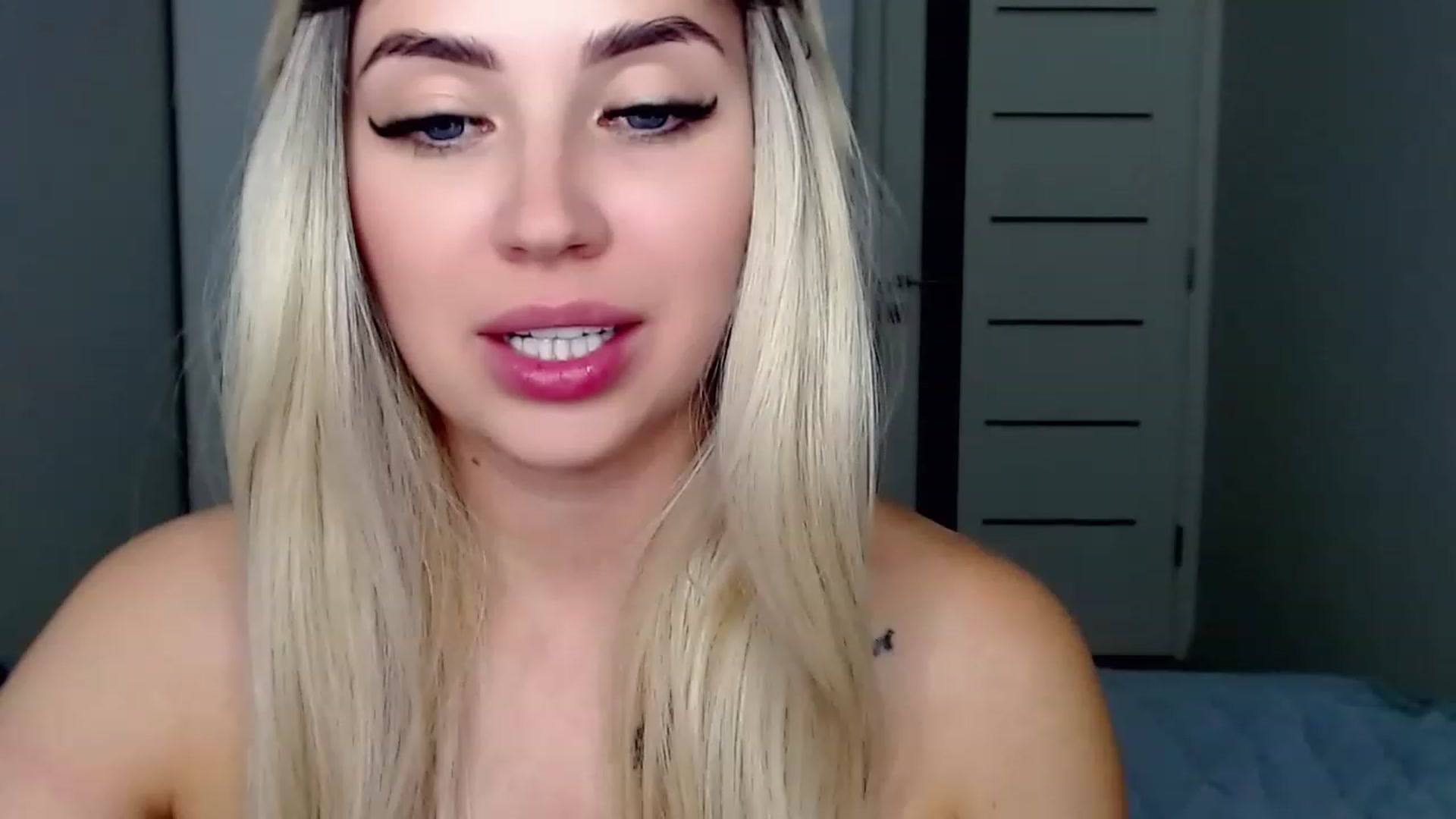 Gallery image thumbnail from SinfulAngelll's myfreecams stream on, 07/17/2023, 21:01 image 13 of 20