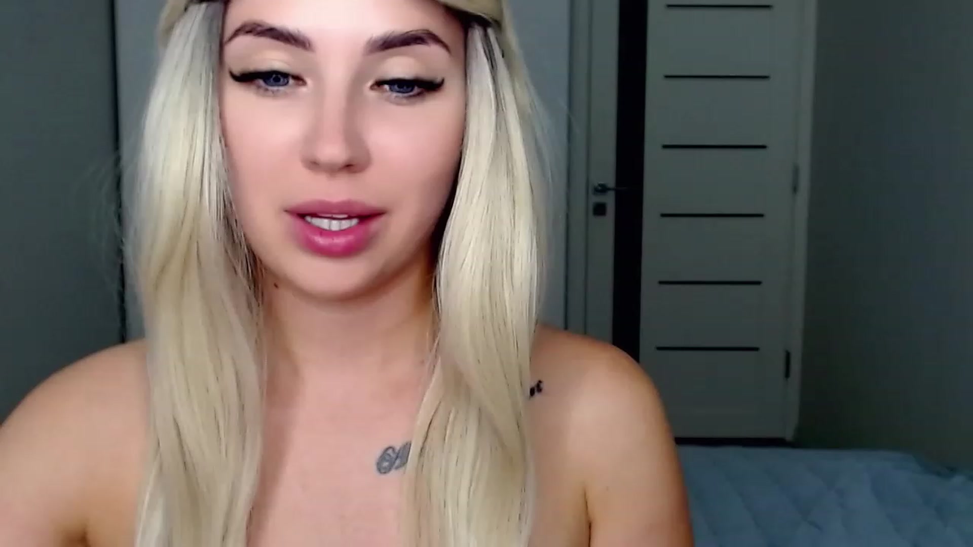 Gallery image thumbnail from SinfulAngelll's myfreecams stream on, 07/17/2023, 21:01 image 17 of 20