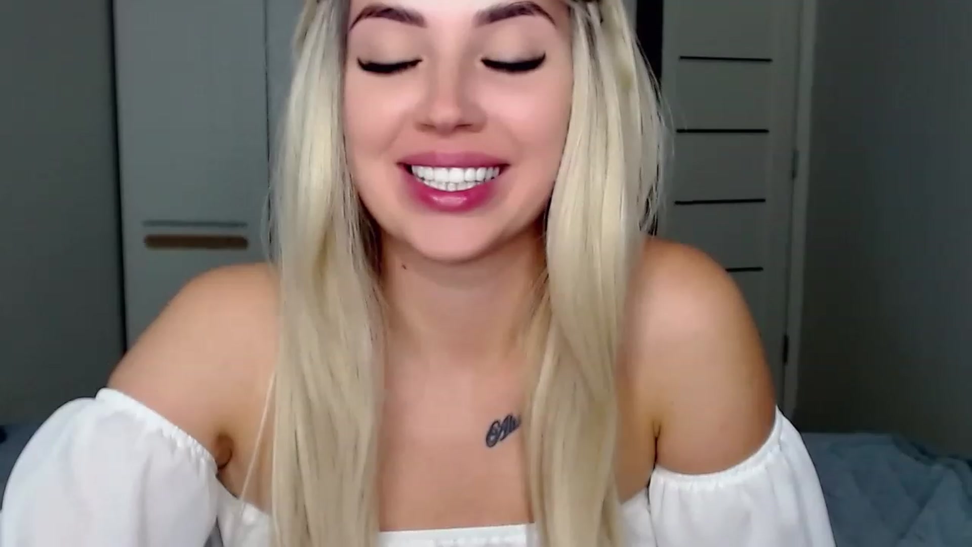 Gallery image thumbnail from SinfulAngelll's myfreecams stream on, 07/17/2023, 21:28 image 9 of 20