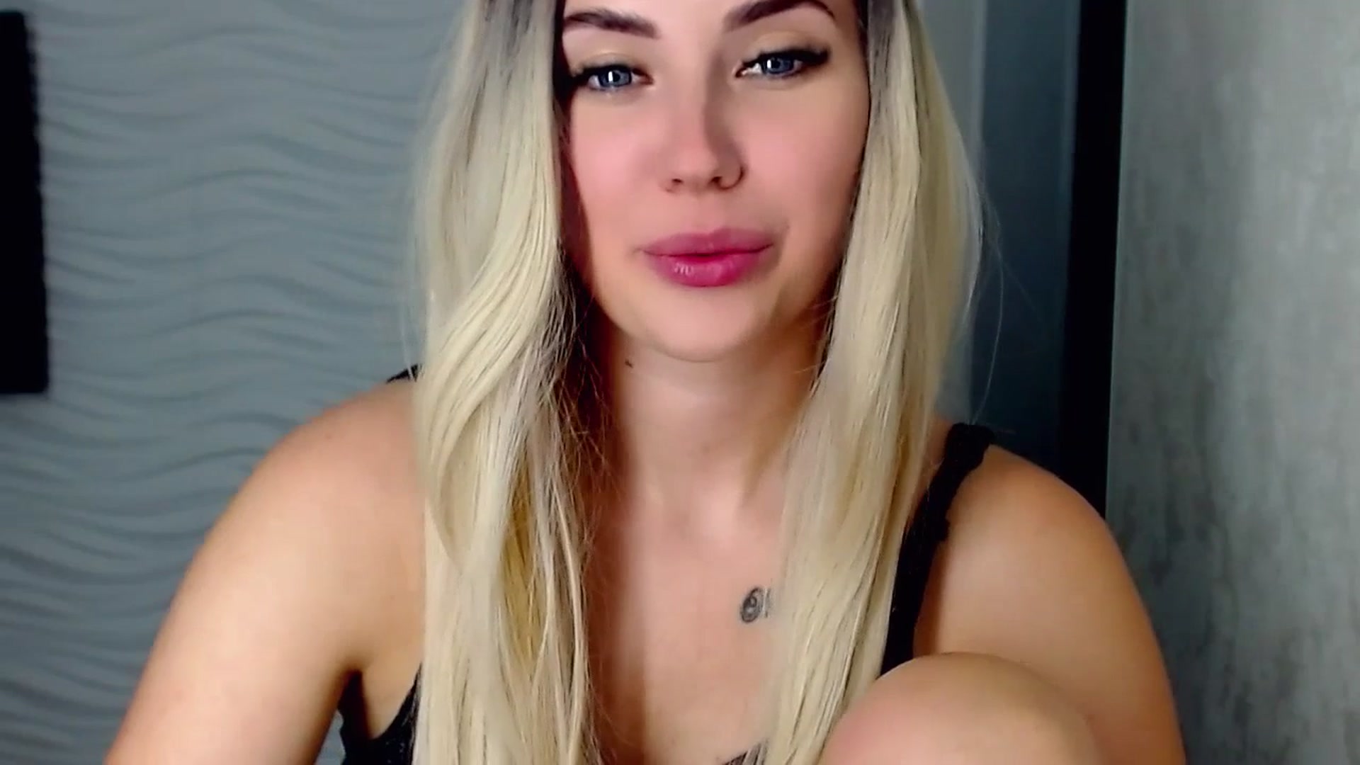 Gallery image thumbnail from SinfulAngelll's myfreecams stream on, 07/19/2023, 17:16 image 20 of 20
