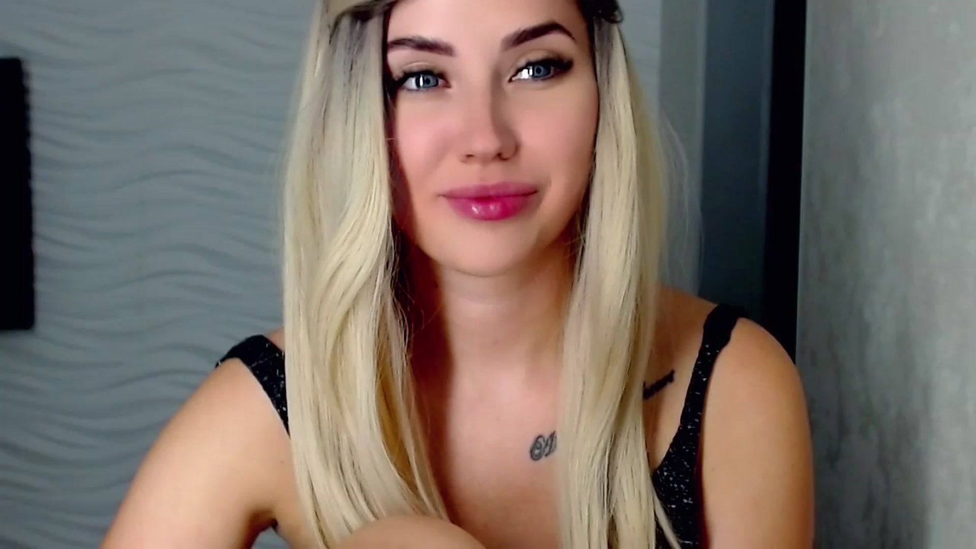 Gallery image thumbnail from SinfulAngelll's myfreecams stream on, 07/19/2023, 17:16 image 10 of 20