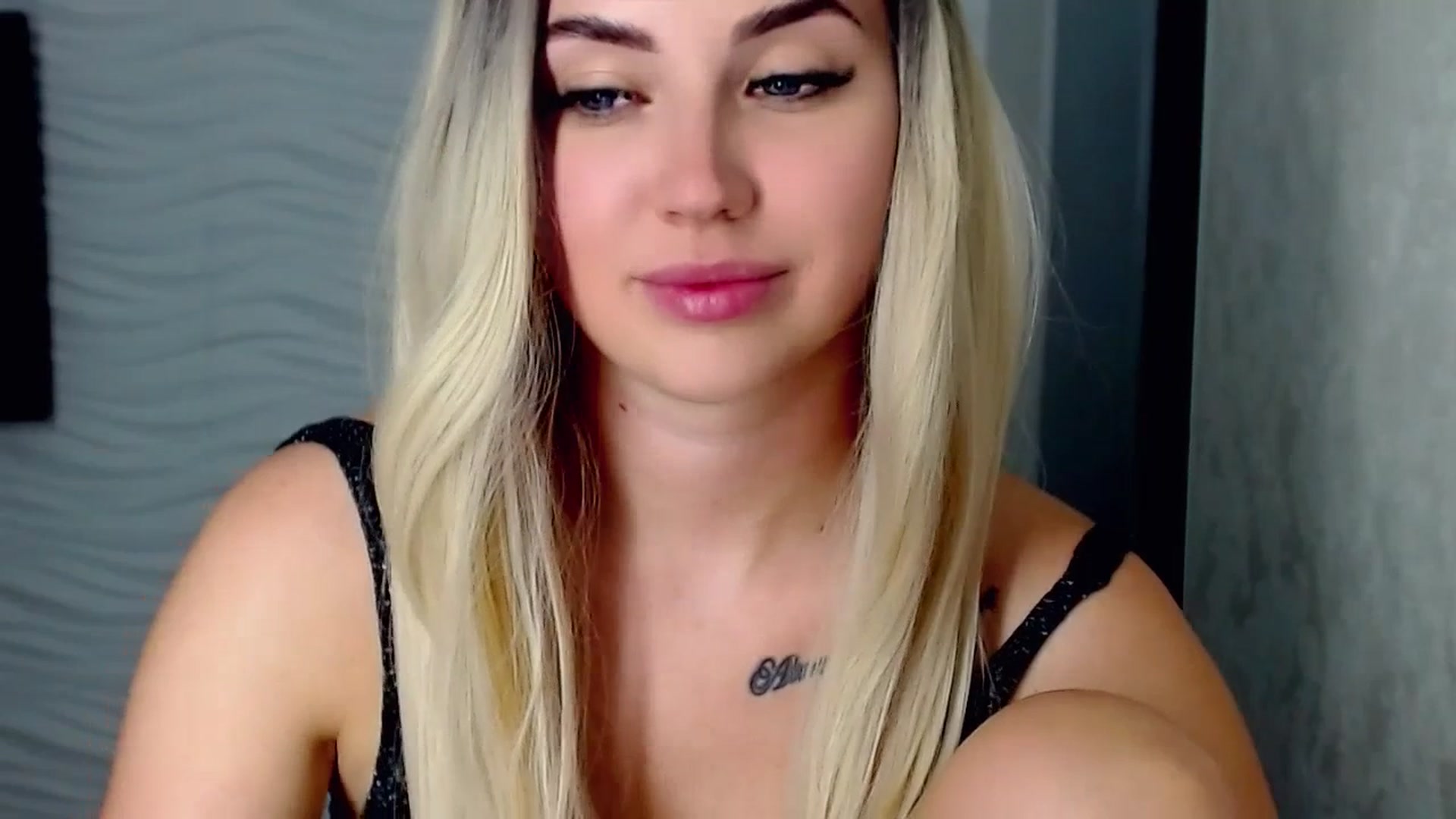 Gallery image thumbnail from SinfulAngelll's myfreecams stream on, 07/19/2023, 17:16 image 14 of 20