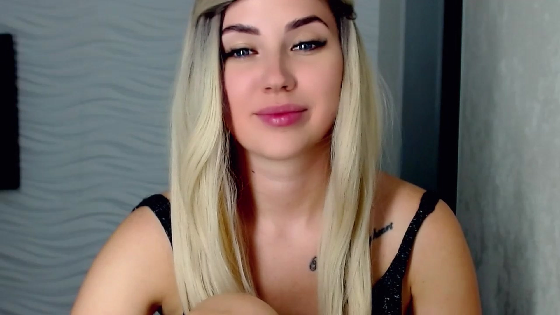 Gallery image thumbnail from SinfulAngelll's myfreecams stream on, 07/19/2023, 17:16 image 11 of 20