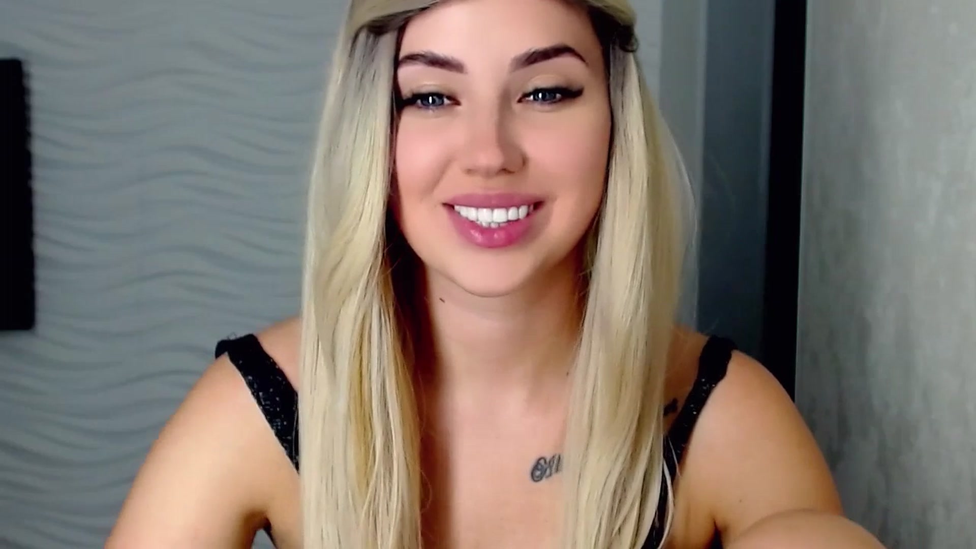Gallery image thumbnail from SinfulAngelll's myfreecams stream on, 07/19/2023, 17:16 image 6 of 20