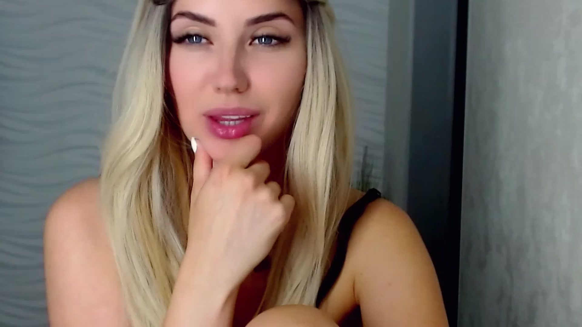Gallery image thumbnail from SinfulAngelll's myfreecams stream on, 07/21/2023, 14:28 image 13 of 20