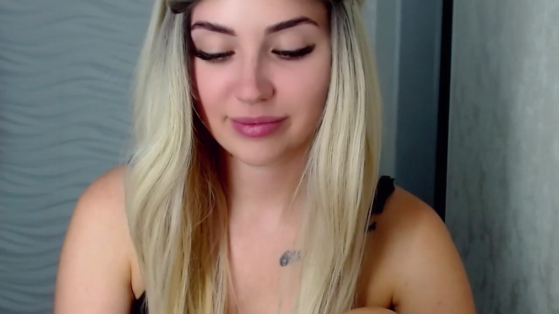 Gallery image thumbnail from SinfulAngelll's myfreecams stream on, 07/21/2023, 14:28 image 4 of 20