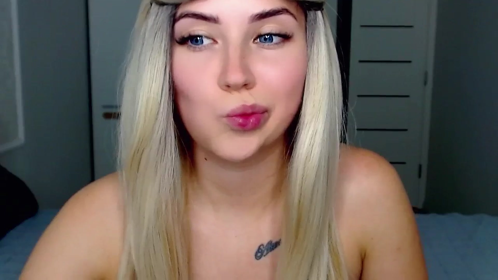 Gallery image thumbnail from SinfulAngelll's myfreecams stream on, 08/03/2023, 22:27 image 12 of 20