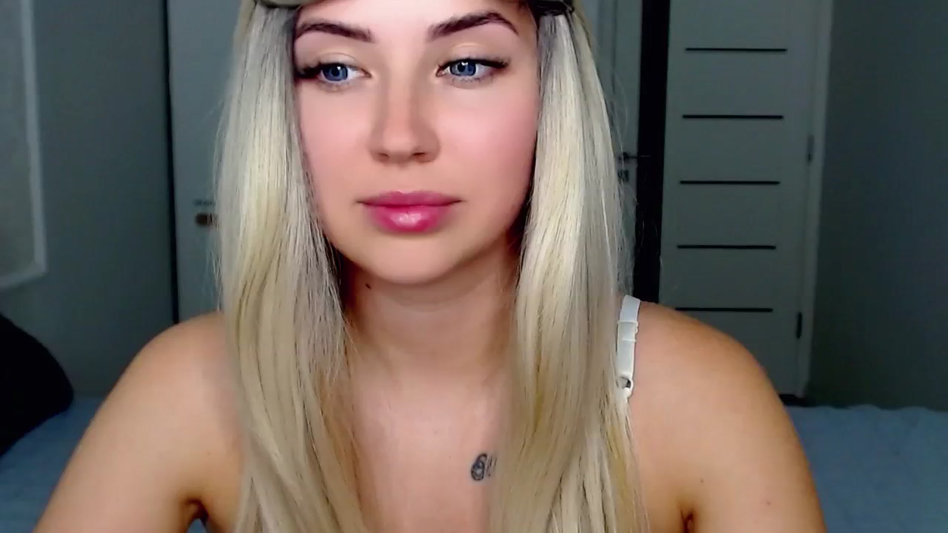 Gallery image thumbnail from SinfulAngelll's myfreecams stream on, 08/03/2023, 22:27 image 19 of 20