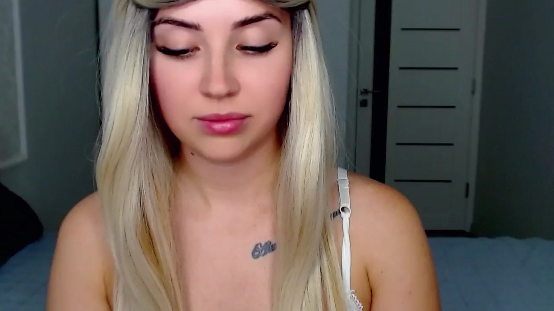 Gallery image thumbnail from SinfulAngelll's myfreecams stream on, 08/03/2023, 22:27 image 1 of 20