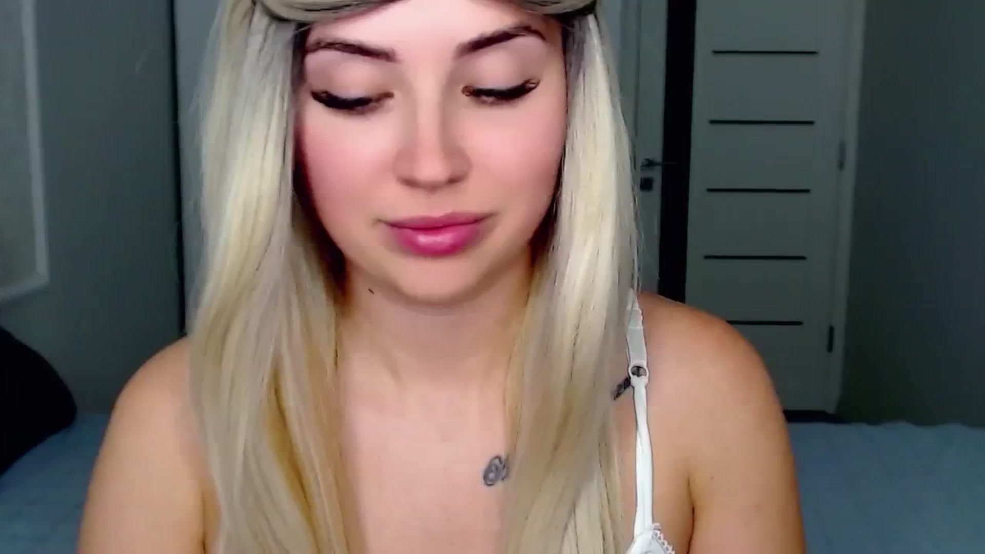 Gallery image thumbnail from SinfulAngelll's myfreecams stream on, 08/03/2023, 22:27 image 3 of 20