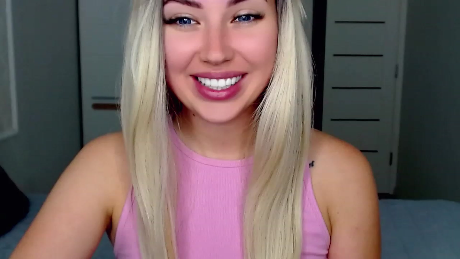 Gallery image thumbnail from SinfulAngelll's myfreecams stream on, 08/04/2023, 12:02 image 3 of 20