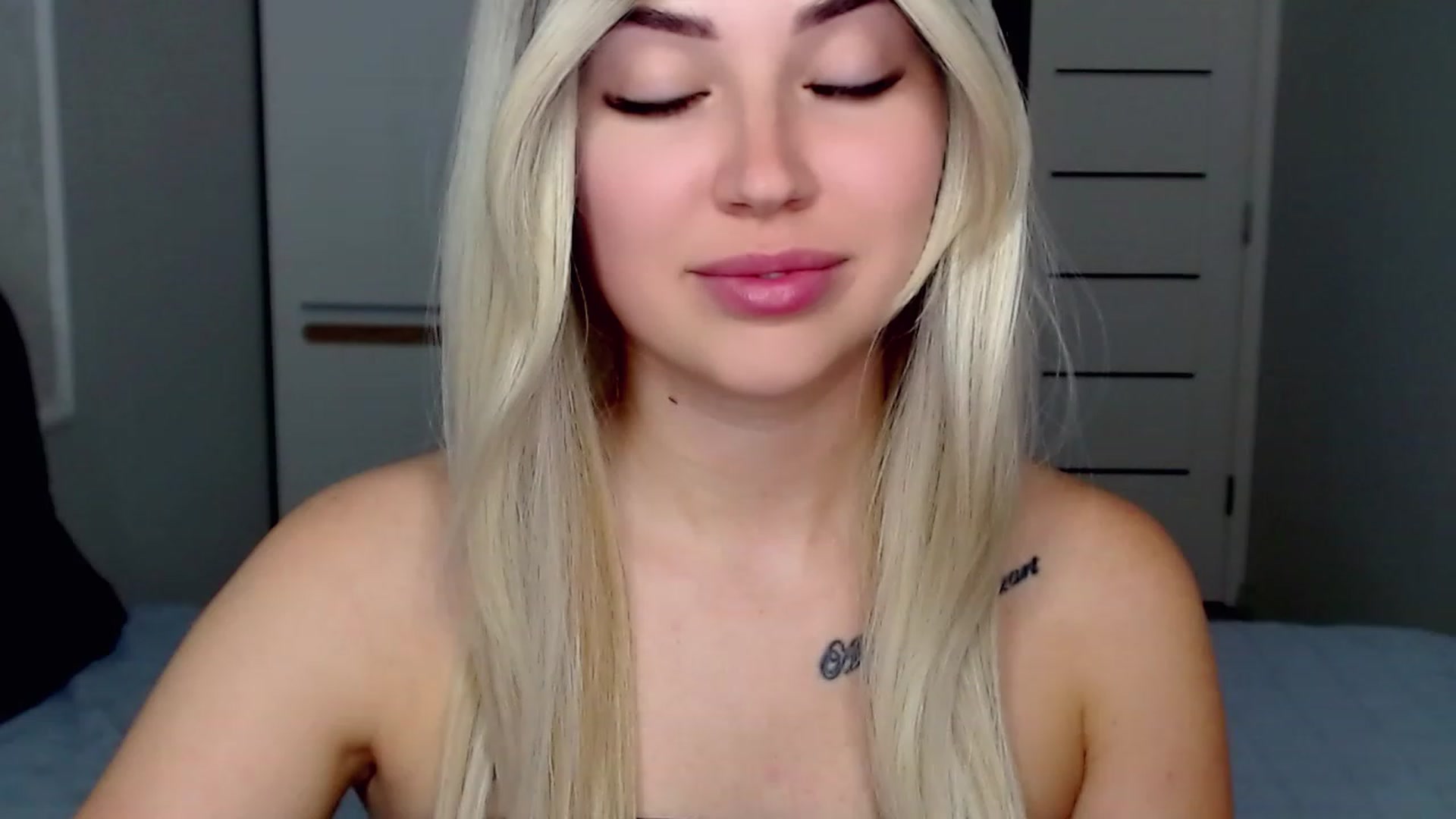 Gallery image thumbnail from SinfulAngelll's myfreecams stream on, 08/06/2023, 13:13 image 12 of 20