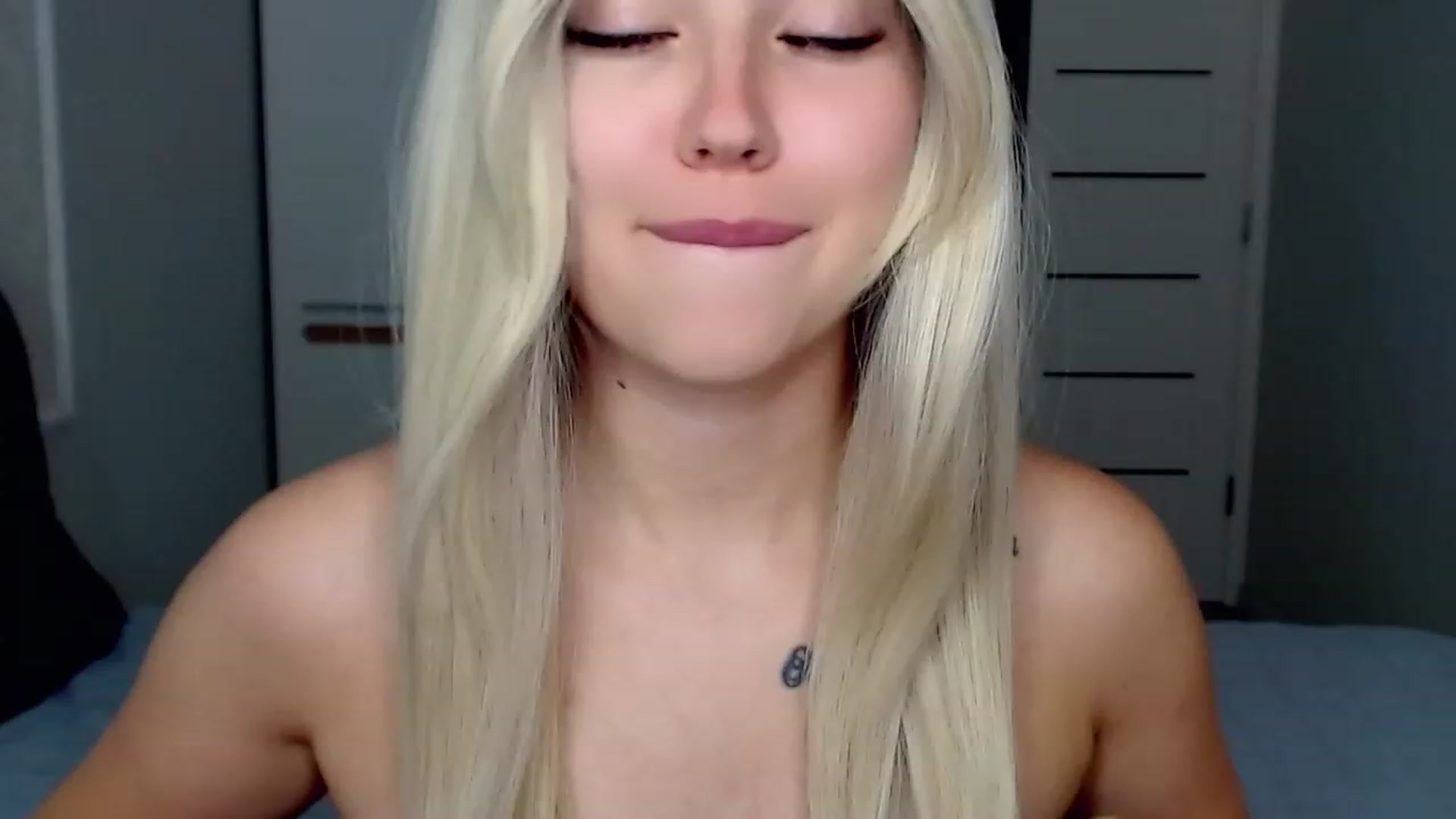 Gallery image thumbnail from SinfulAngelll's myfreecams stream on, 08/06/2023, 13:13 image 5 of 20