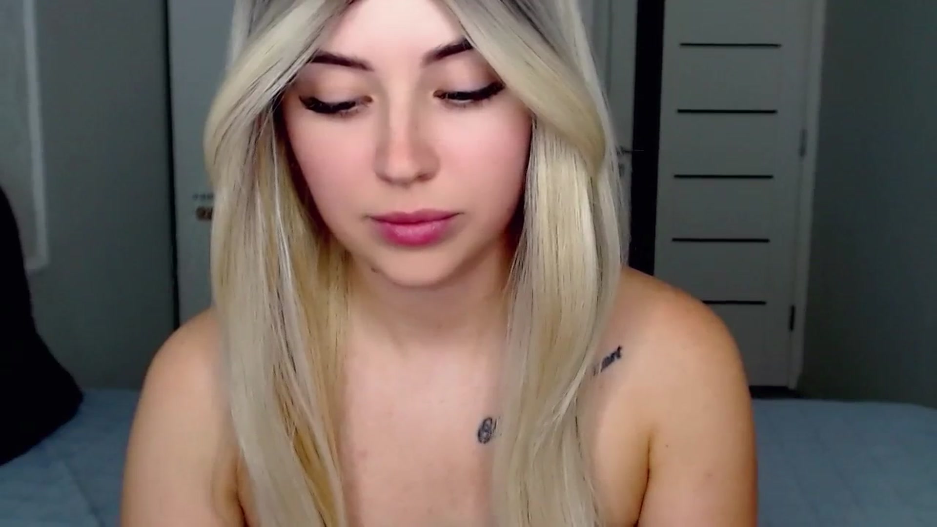 Gallery image thumbnail from SinfulAngelll's myfreecams stream on, 08/06/2023, 14:25 image 14 of 20