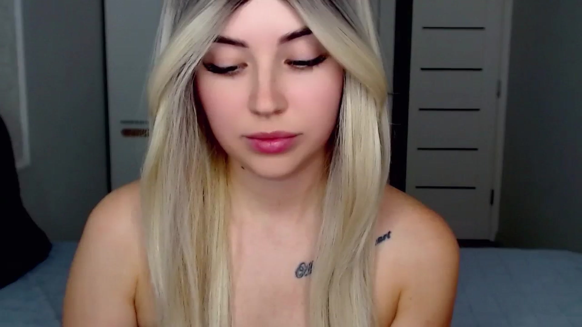 Gallery image thumbnail from SinfulAngelll's myfreecams stream on, 08/06/2023, 14:25 image 6 of 20
