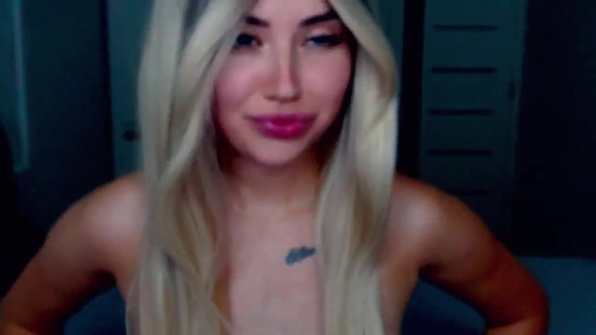 Gallery image thumbnail from SinfulAngelll's myfreecams stream on, 08/06/2023, 14:25 image 18 of 20
