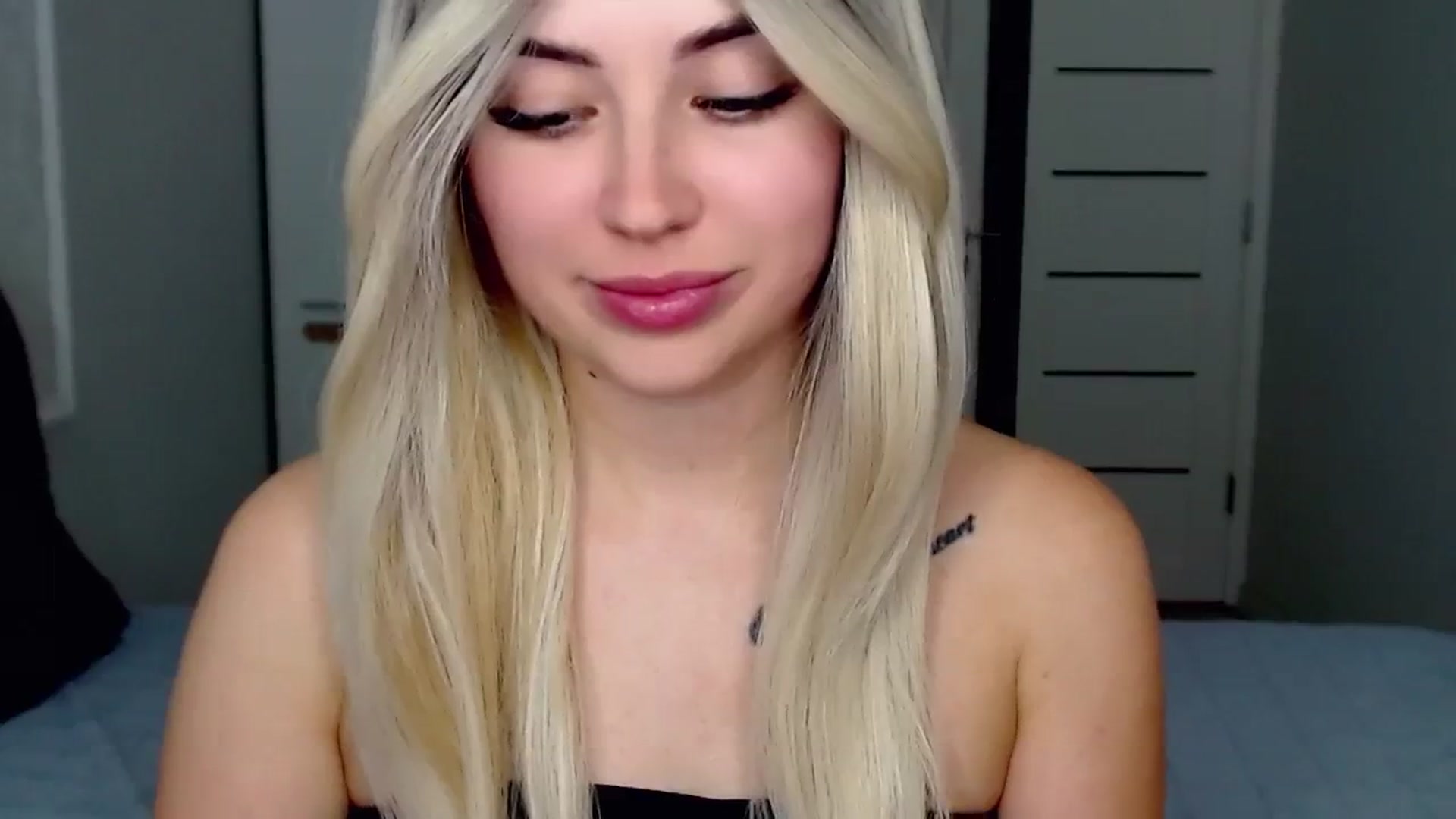 Gallery image thumbnail from SinfulAngelll's myfreecams stream on, 08/06/2023, 14:25 image 15 of 20