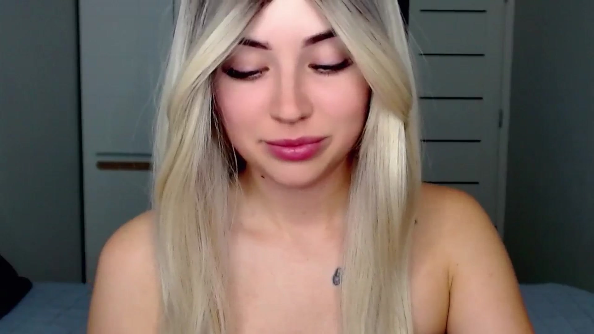 Gallery image thumbnail from SinfulAngelll's myfreecams stream on, 08/09/2023, 10:51 image 10 of 20