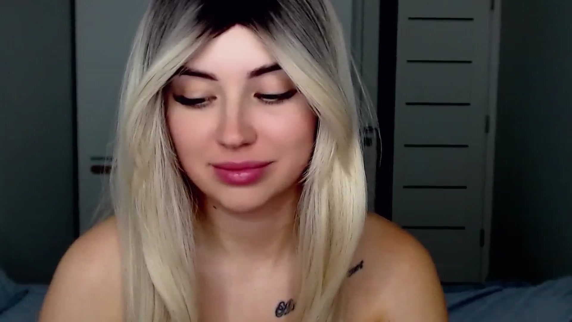 Gallery image thumbnail from SinfulAngelll's myfreecams stream on, 08/10/2023, 08:06 image 10 of 20