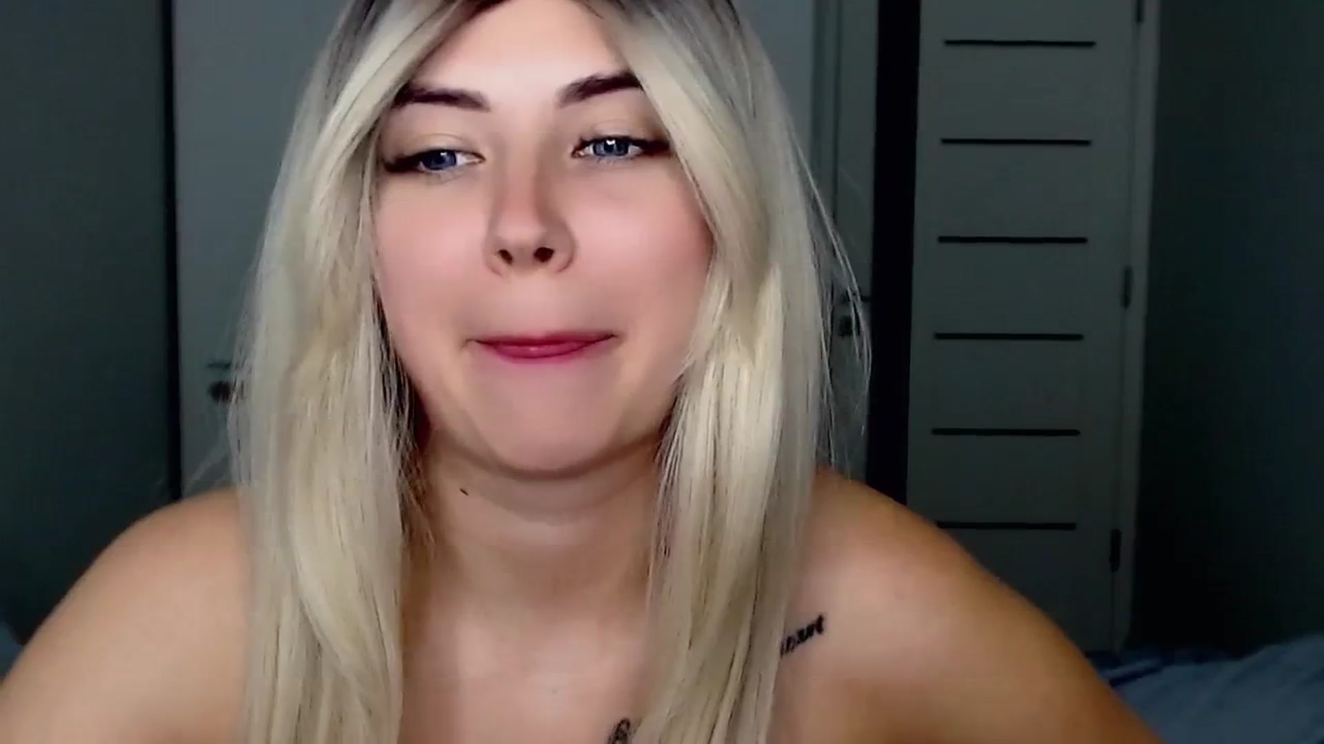 Gallery image thumbnail from SinfulAngelll's myfreecams stream on, 08/10/2023, 08:06 image 12 of 20