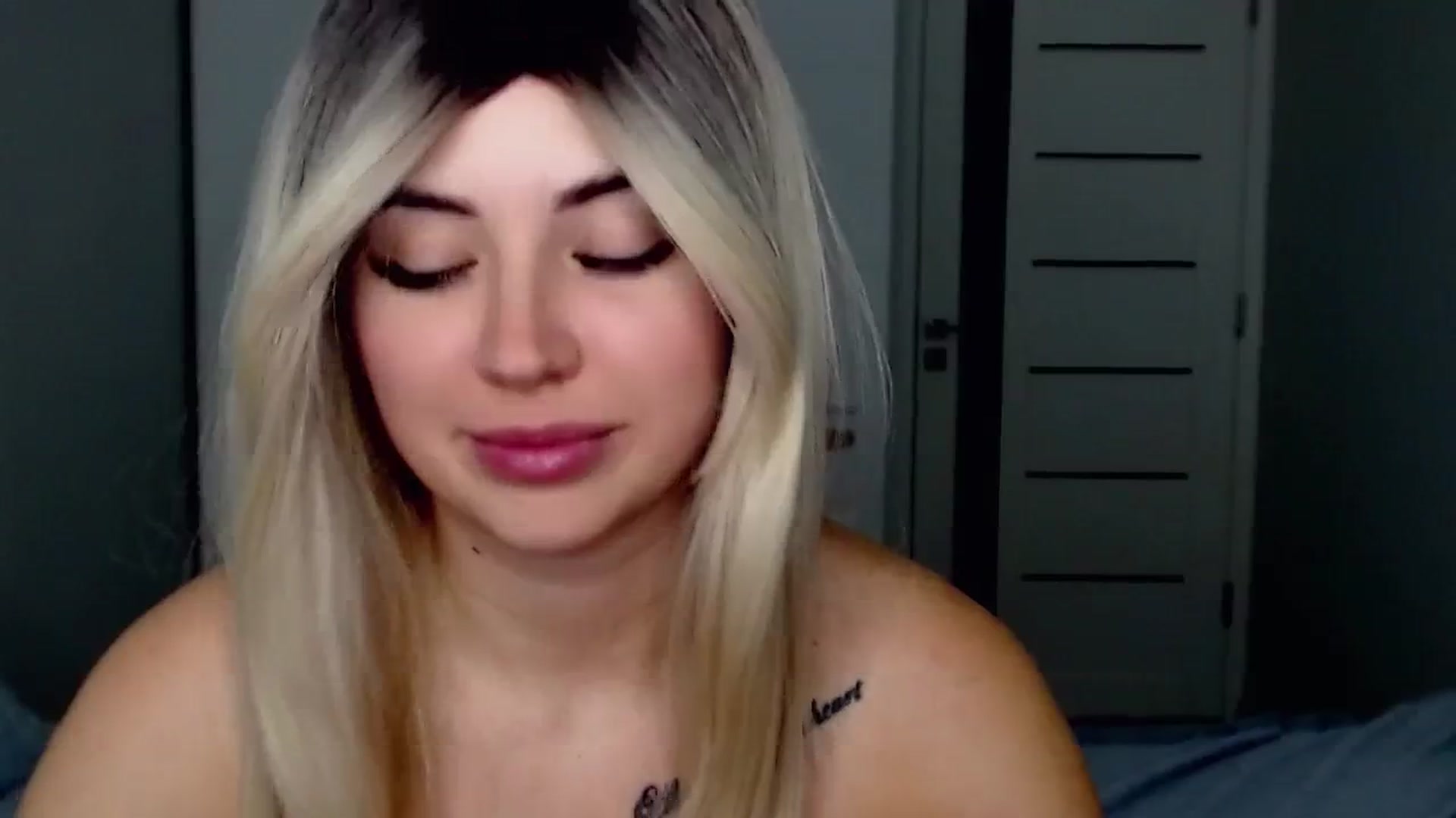 Gallery image thumbnail from SinfulAngelll's myfreecams stream on, 08/10/2023, 08:06 image 17 of 20