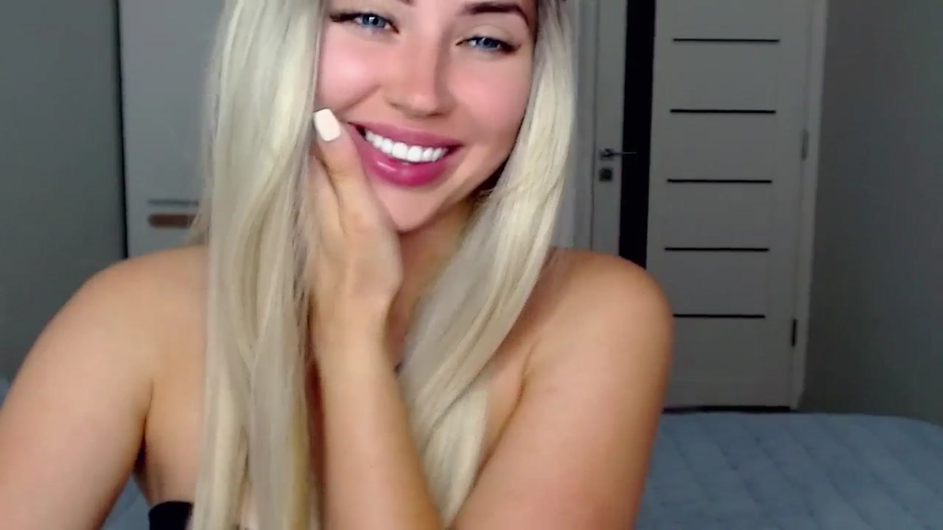 Gallery image thumbnail from SinfulAngelll's myfreecams stream on, 08/12/2023, 13:29 image 15 of 20