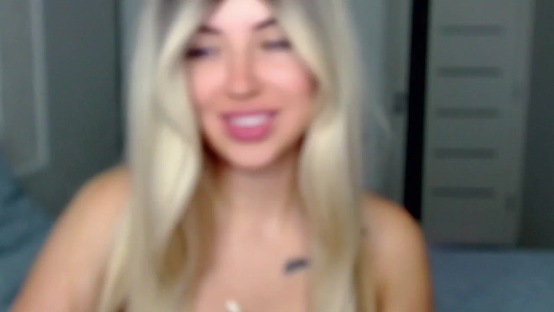 Gallery image thumbnail from SinfulAngelll's myfreecams stream on, 08/13/2023, 09:28 image 17 of 20