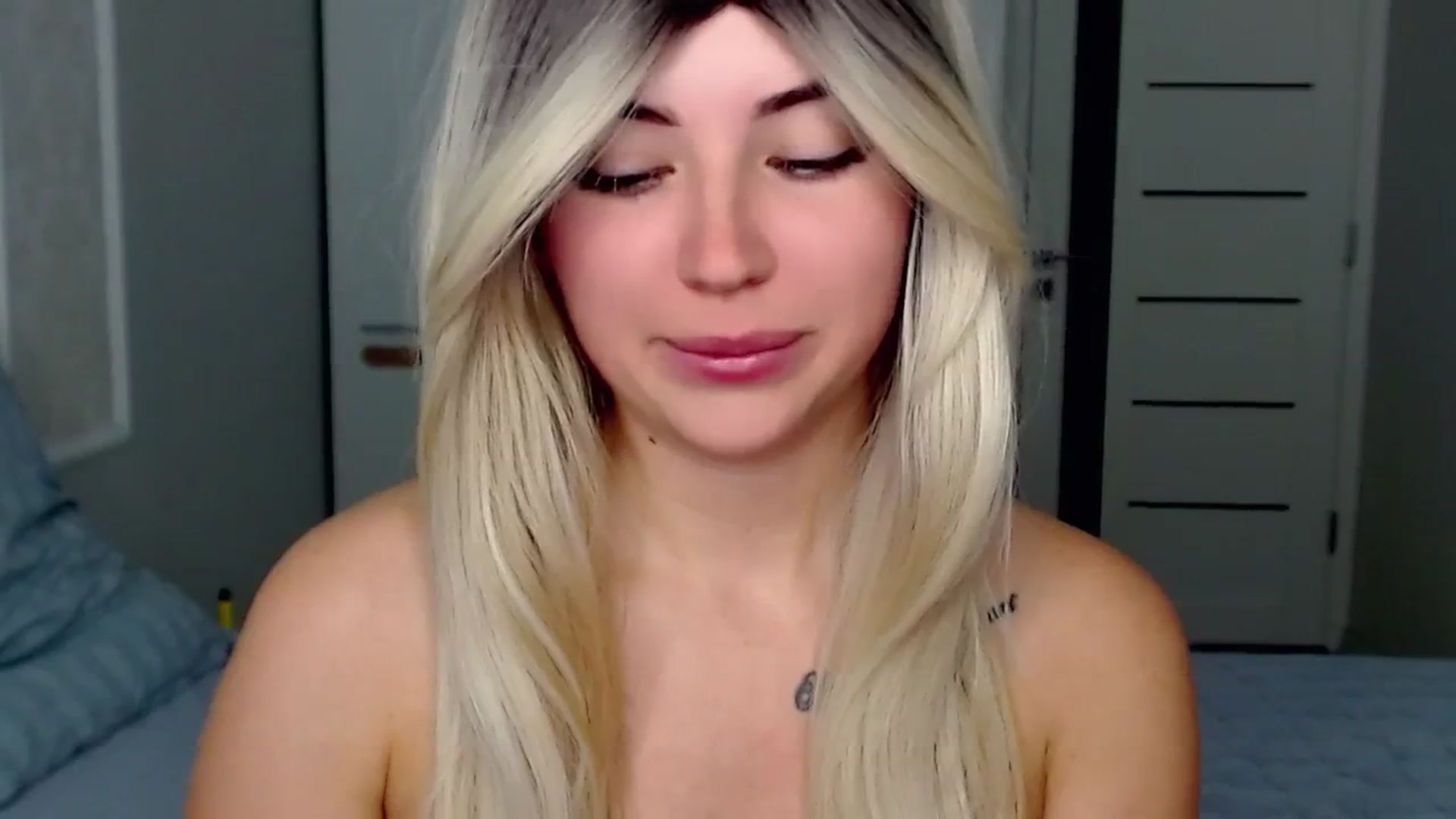 Gallery image thumbnail from SinfulAngelll's myfreecams stream on, 08/13/2023, 09:28 image 8 of 20